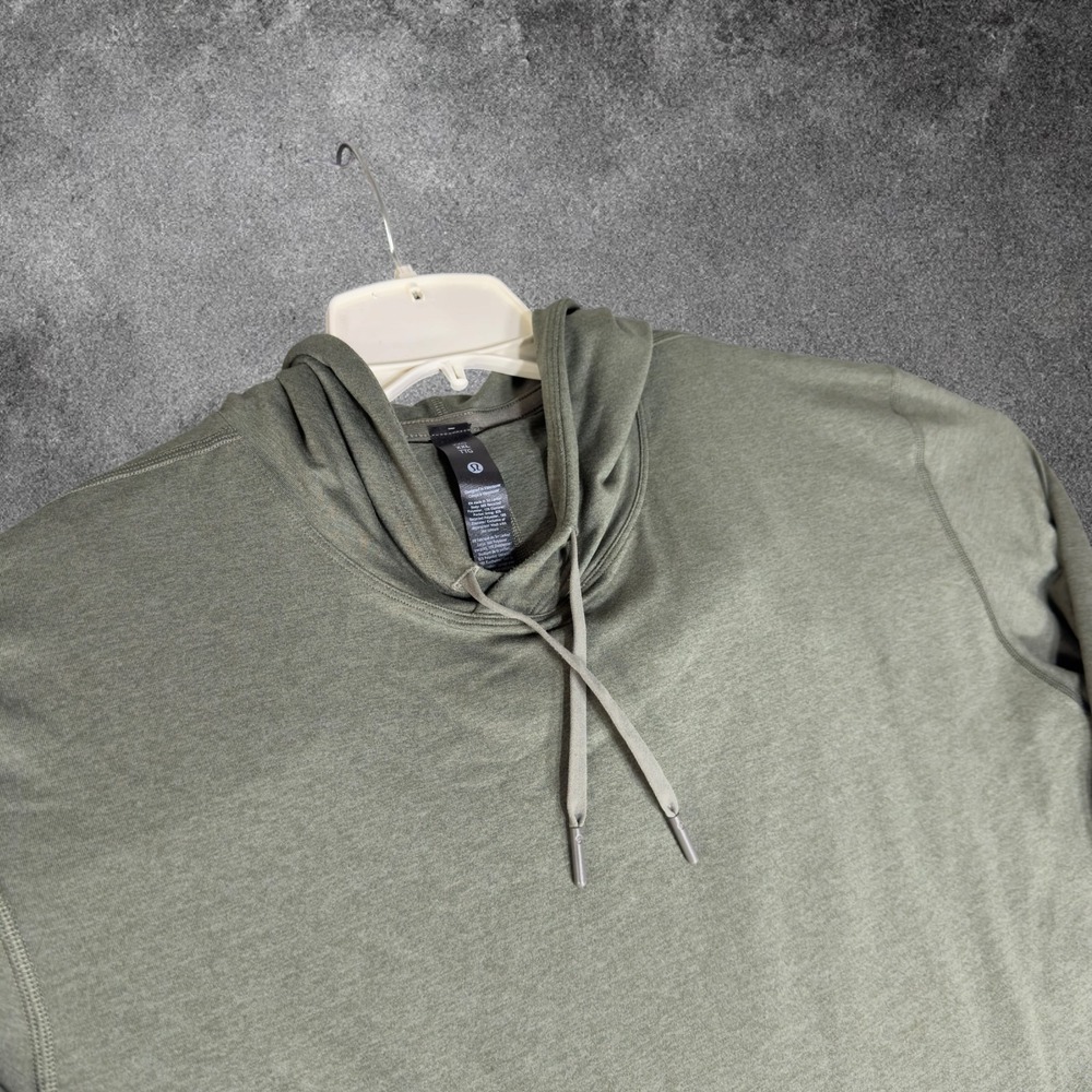 Lululemon Mens XXL Green Lightweight Hoodie Pullover Drawstring Athletic Active